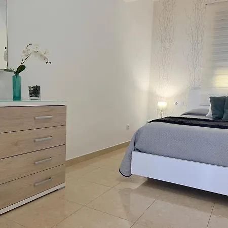 Apartamento Atico En Primera Línea De Playa De *